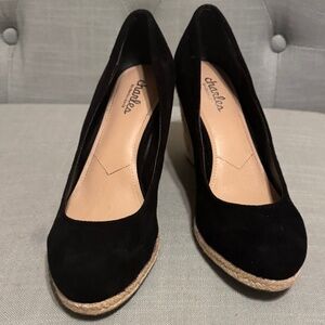 Charles by Charles David Classic style Espadrille Wedge -Black -Size 8M -NWOB